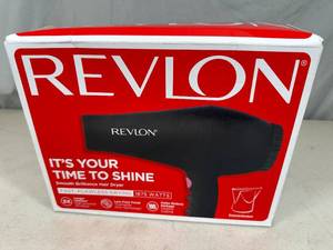 lot 29 image: New Revlon Smooth Brilliance Hair Dryer