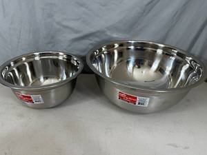 lot 38 image: 2 New Stainless Steel Mixing Bowls