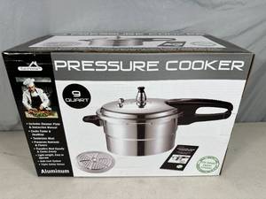 lot 57 image: New EuroHome Pressure Cooker