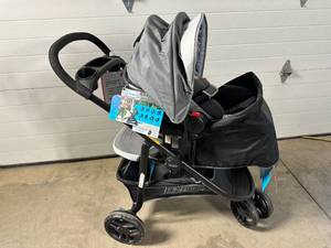 lot 3 image: New Display Model Graco Modes 3 Lite DLX 9 in 1 Stroller Travel System with Snugride Car Seat