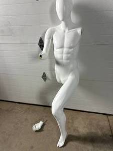 lot 9 image: Male Running Mannequin