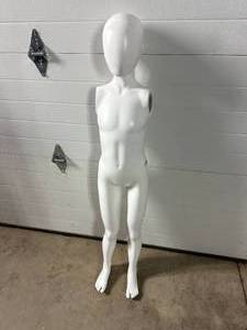 lot 10 image: Youth Mannequin