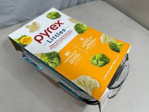 lot 156 image: New 2 Piece Set of Pyrex Littles Glass Bakeware