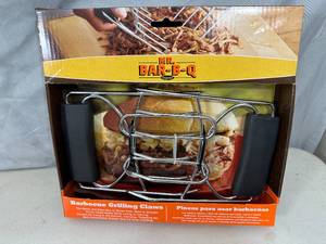 lot 176 image: New Pair of BBQ Grilling Meat Claws