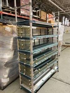 lot 4 image: Metro Max Antimicrobial 6-Shelf Adjustable Shelving Storage Rack Unit With Separation Sorters - In Like New Condition 86 x 18 x 60