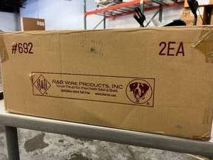 lot 19 image: 1 Case (2 each) NEW R&ampB Wire Products #692 Medium Duty Laundry Hampers with Foot Pedal (open box)
