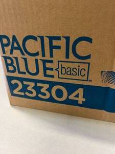 lot 43 image: 1 Case (16 packs, 250 each) NEW Georgia Pacific GP Pro 23304 9.2 x 9.4 Pacific Blue Basic Multifold Recycled Paper Towels