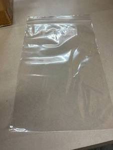 lot 104 image: 1 Case (4000 each) NEW MediChoice ZB06092 6 x 9 2mil Reclosable Bag - Clear (open box) 