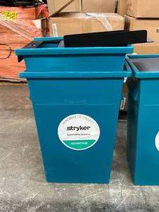 lot 51 image: Lot of 3 Stryker Advantage Sharps Collectors with Lids - In Great Condition