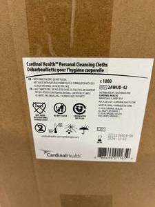 lot 94 image: 1 Case (1008 each) NEW Cardinal Health 24WUD-42 Personal Cleansing Cloths with Dimethicone - Expiration 1124