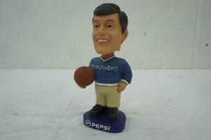 lot 47 image: Timberwolves Kevin Mchale Bobblehead