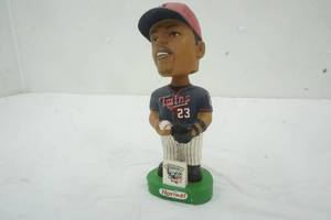 lot 60 image: Twins #23 Stewart Bobblehead