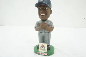 lot 63 image: Twins #62 Newman Bobblehead