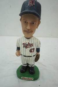 lot 100 image: Twins # 47 Jack Morris Bobblehead