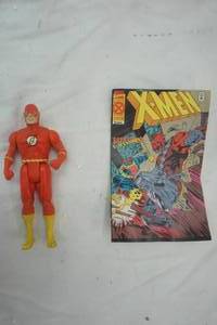 lot 113 image: Mini Flash Action Figure 4.5 long