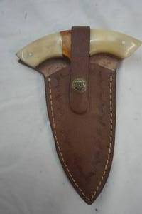 lot 156 image: 4.5 Dagger Blade with Leather Sheath