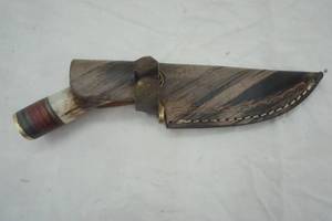 lot 159 image: 4.5 Knife with Sheath