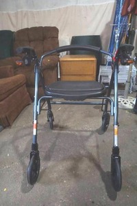 lot 187 image: Nova Walker with Seat, and brakes