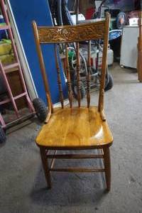 lot 195 image: Table Chair
