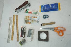 lot 219 image: Home office Supplies