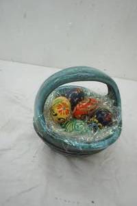 lot 220 image: Hull Basket with decorative eggs