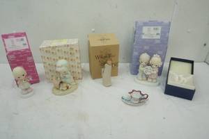 lot 236 image: Home Decor Willow Tree Thank You,  Precious Moments and small tea cup & saucer