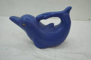 lot 256 image: Childs waterer