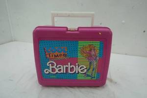 lot 270 image: Vintage Barbie Lunch Box only