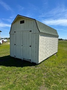 lot 1 image: Storage Building