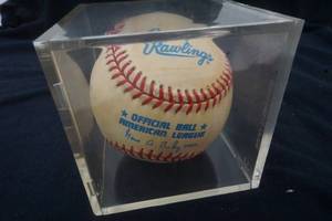 lot 310 image: Official Amercian League Baseball signed by Terry Steinbach