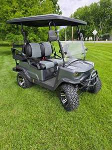 lot 2 image: 2024 Gotrax Golf Cart