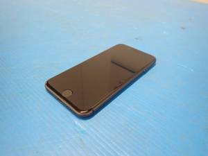 lot 54 image: Apple&nbspiphone 8 A1863  64GB of storage  Cellular Carrier Unlocked  Includes Charging Cable 