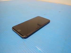 lot 55 image: Apple&nbspiPhone 8 A1863  64GB of storage  Cellular Carrier Unlocked  Includes Charging Cable 
