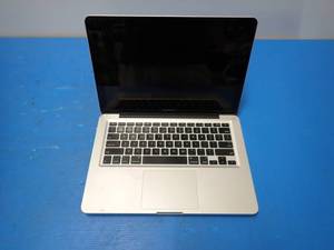 lot 64 image: Apple&nbspMacBookPro9,2 A1278 &nbspINTEL CORE I5-3210M 2.5 Ghz  4GB DDR3 SDRAM  500GB HD  13.3 screen with 1280 x 800 Resolution  Includes IOS and Charger  case has bent corner 