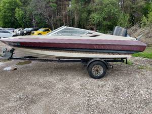 1991 Maxum Boat