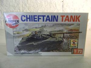 lot 28 image: NEW SEALED IN BOX - AIRFIX MODEL KIT 172 SCALE CHIEFTAIN TANK #02305 - GREAT PIECE - SEE PICTURES