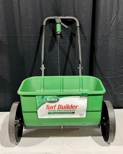 lot 373 image: Scotts Classic Drop Spreader