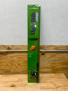 lot 55 image: UGLY STIK 46 Junior Spincast Kit Fishing Rod and Reel Combo (Model UGLYFRSCKIT2)