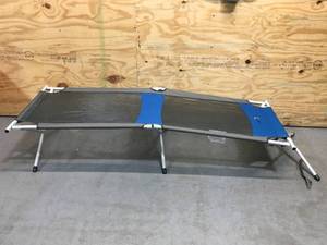 lot 84 image: Bass Pro Shops Eclipse Camp Cot (Missing A Screw)