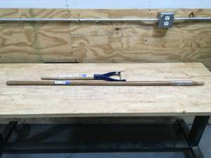 lot 90 image: Lot of 1 - 24 Tile Spade Handle and 1 - 54 Hoe Handle