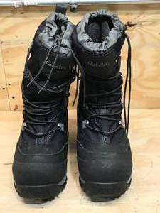 lot 118 image: Cabelas Trans-Alaska Insulated Waterproof Pac Boots for Men Size 11M