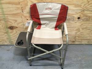 lot 172 image: Bass Pro Shops Eclipse Folding Chair With Cup Holder And Tray