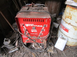 lot 13 image: Arc Welder