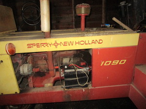 lot 9-B image: New Holland 1090 Swather