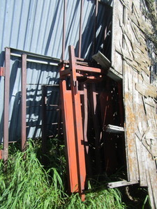 lot 44 image: Head Gate & Misc. Gates