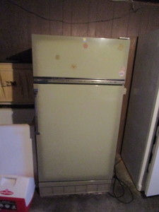 lot 50 image: Sears Refrigerator