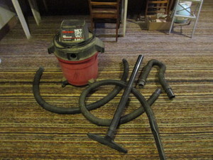 lot 59 image: 12gal Shop Vac