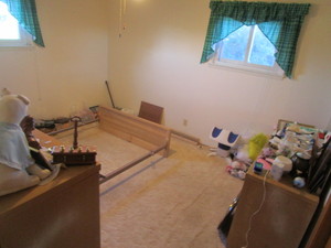 lot 74 image: Contents of Bedroom (see all pics)