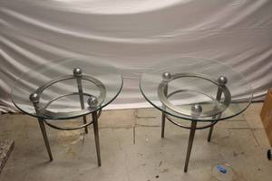 lot 43 image: Set of 2 Glass and Chrome Side Tables