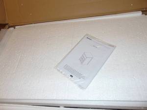 Yaheetech White Nightstand